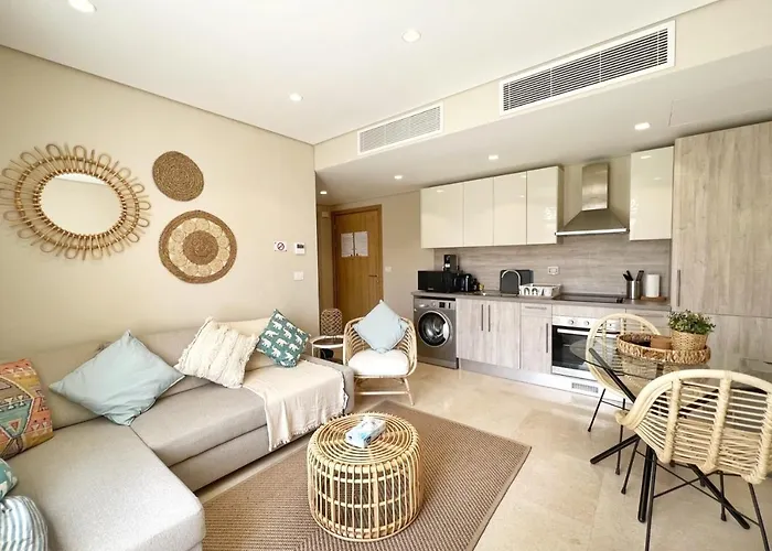 Boho Mint 1 Bdr Mangroovy Pool & Sea View