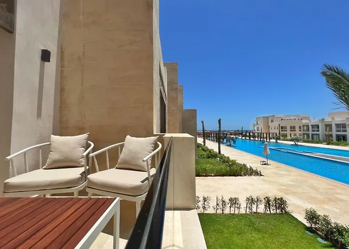 Boho Mint 1 Bdr Mangroovy Pool & Sea View
